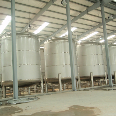 Tank chứa rượu